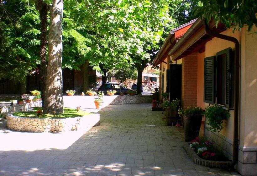Апартаменты 2 Спальни, Valle Degli Arci