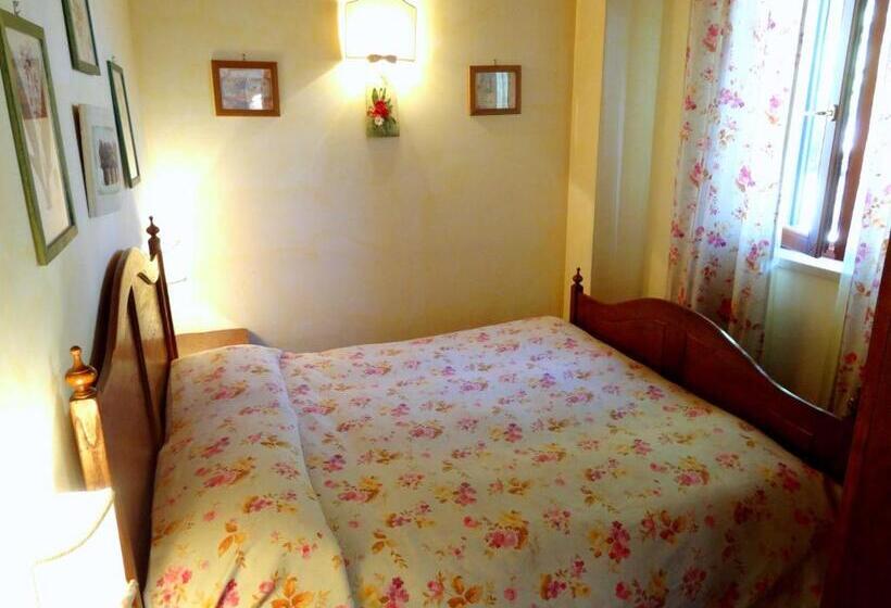 דירת שני חדרים, Valle Degli Arci