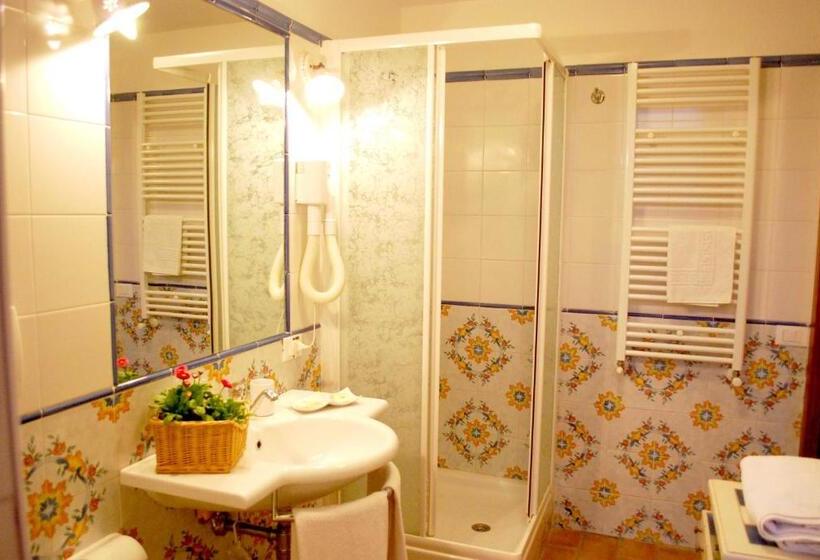 Апартаменты 2 Спальни, Valle Degli Arci