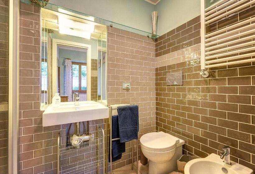 شقة غرفة واحدة, Garden House