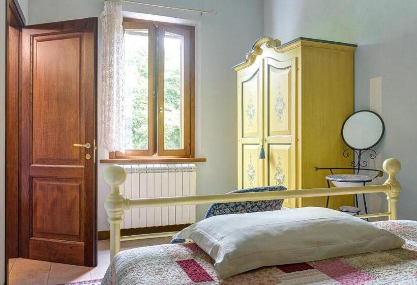 جناح جونيور, Garden House