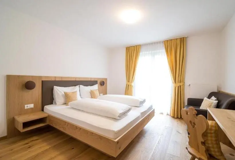 Standard-huone Parveke, Quellenhof