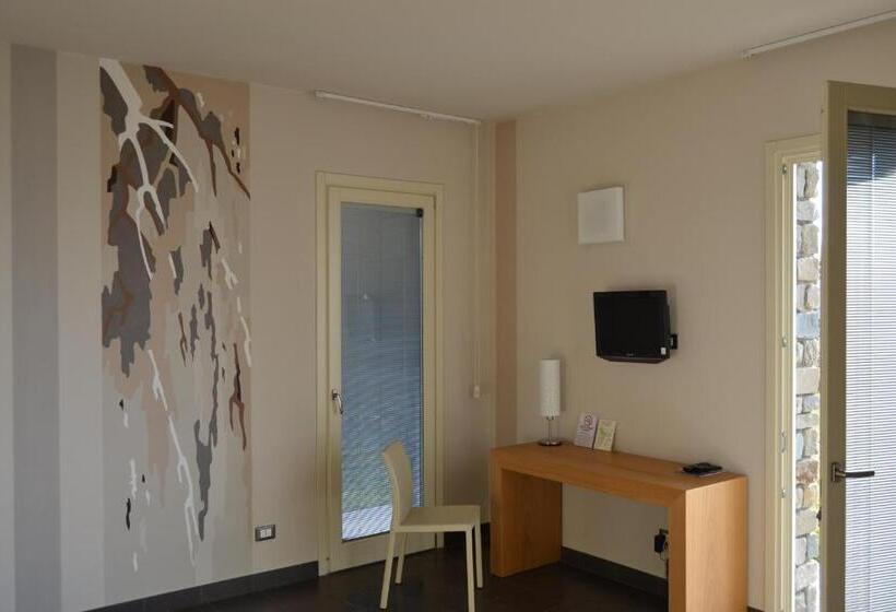 ガーデンビューデラックスルーム, Relais Borgo Del Gallo