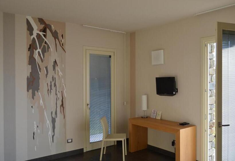 豪华园景房, Relais Borgo Del Gallo