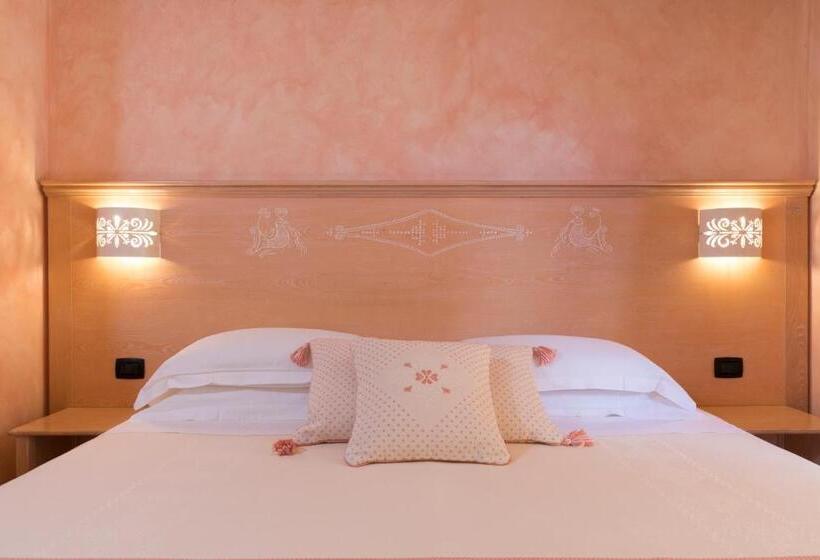 キングサイズベッドのスーペリアルーム, S'anninnia