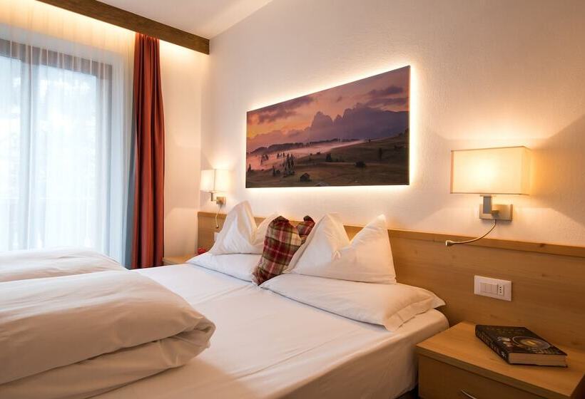 شقة غرفة نوم واحدة مزودة بشُرفة, B&b La Tambra   Central With Restaurant