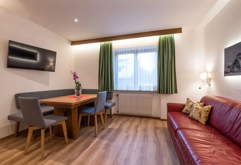 2ベッドルームアパートメント, B&b La Tambra Central With Restaurant