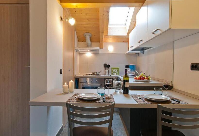 חדר סטודיו סטנדרד, Helianthus Residence