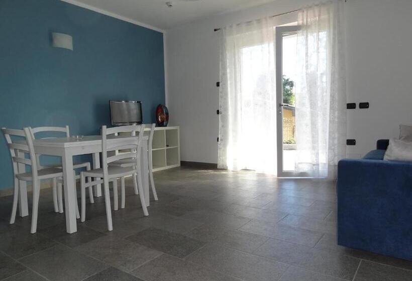 דירת חדר, Helianthus Residence