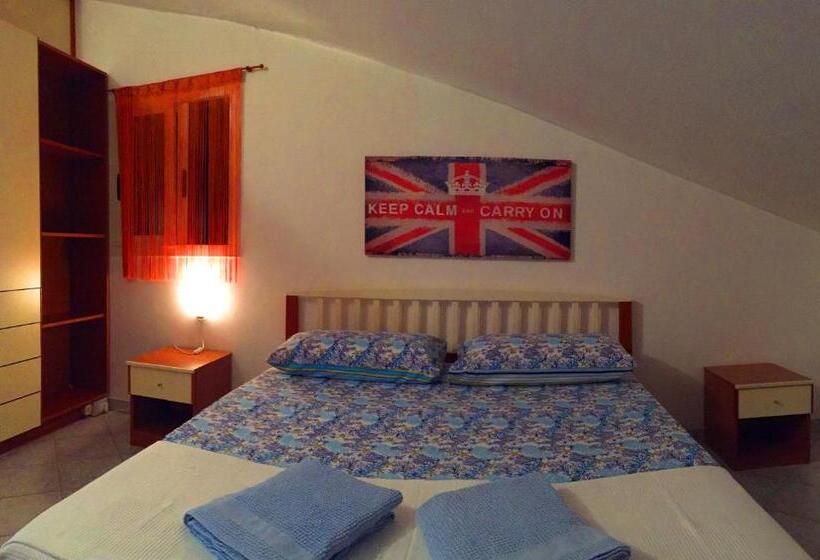 Апартаменты 2 Спальни с Террасой, Medusa Mdna