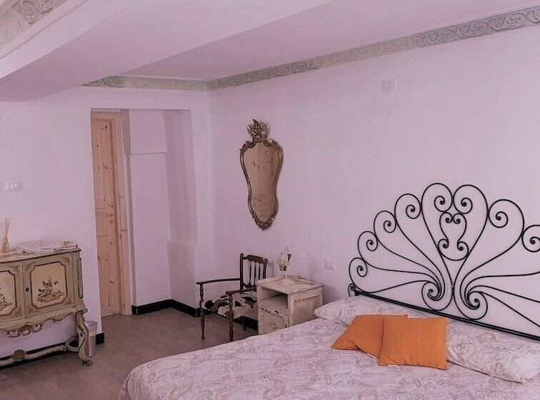 اتاق خانوادگی, Affittacamere La Città Vecchia