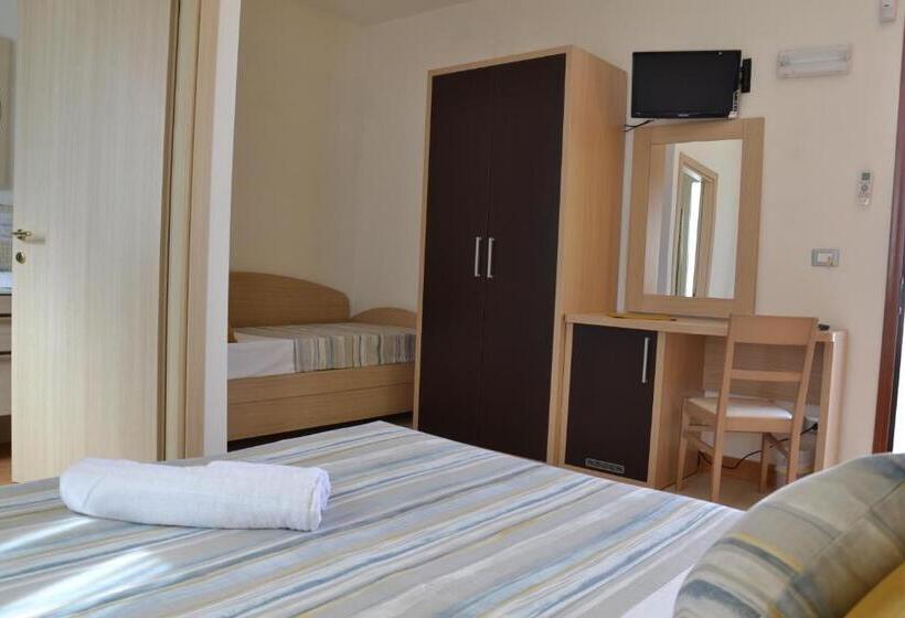 Номер Deluxe, Affittacamere Torre Lapillo