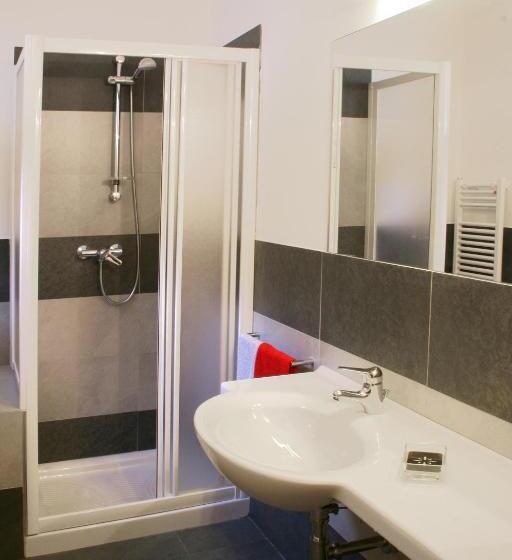 1 Bedroom Apartment Lake View, Cascina Nel Bosco