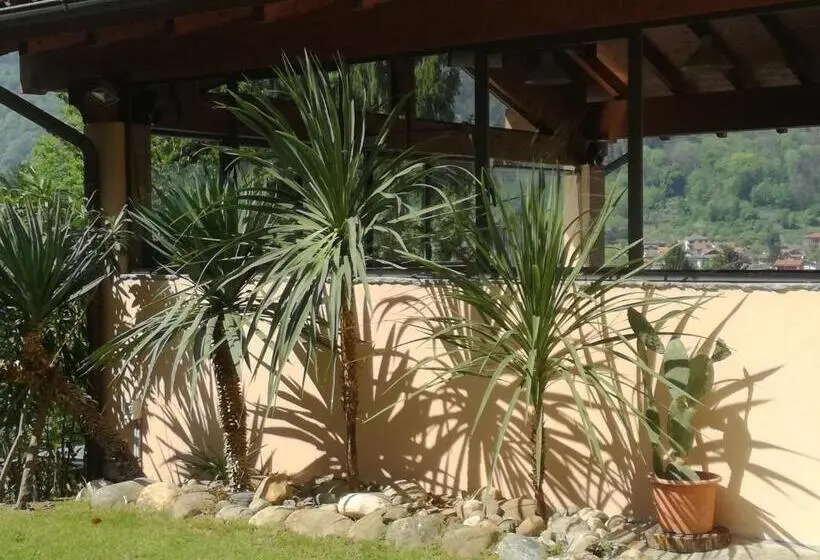 1 Bedroom Apartment Lake View, Cascina Nel Bosco