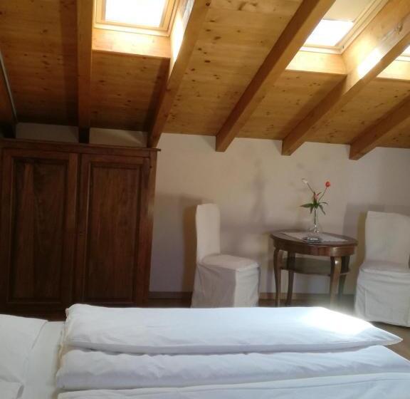 1 Bedroom Apartment Lake View, Cascina Nel Bosco