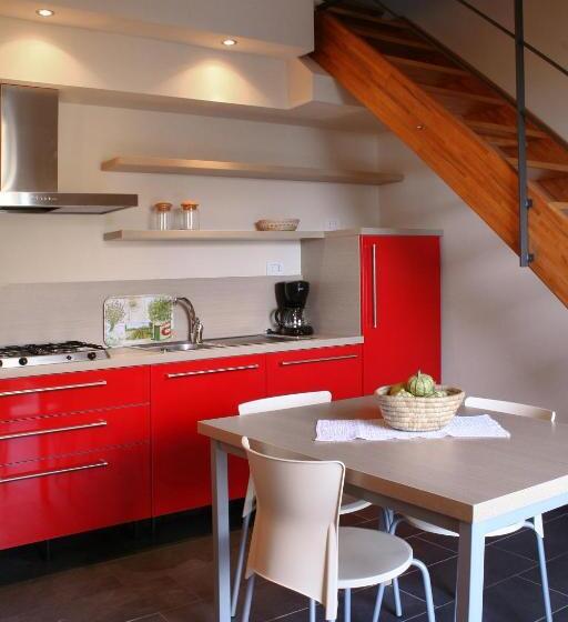 1 Bedroom Apartment Lake View, Cascina Nel Bosco