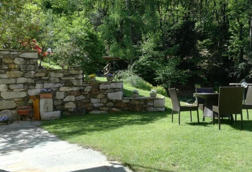 Standard studio with lake view, Cascina Nel Bosco