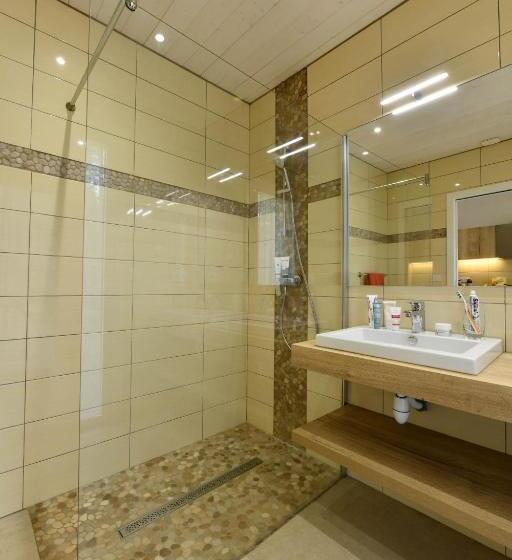 إستوديو قياسى مزودة بتراس, Bagheera Village Naturiste