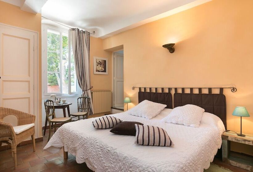 Quarto standard, Château Nestuby