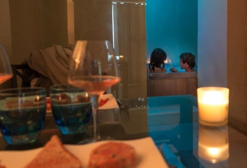 Quarto standart com hidromassagem, Château Nestuby