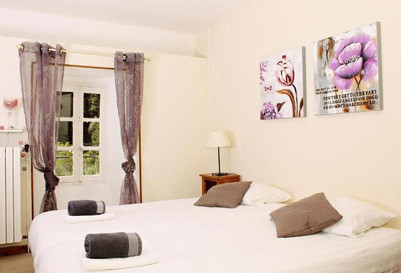 可观山景的小型套房, Auberge Le Romarin