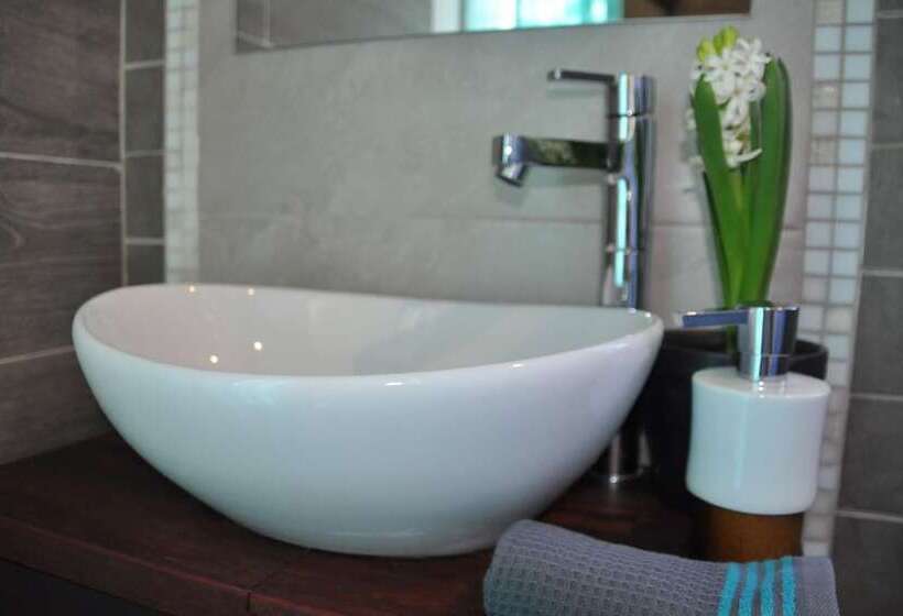 غرفة سوبيريور, Du Côté De Chez Jos