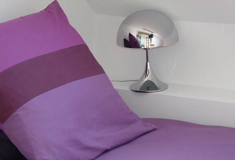 غرفة قياسية فردية, Du Côté De Chez Jos