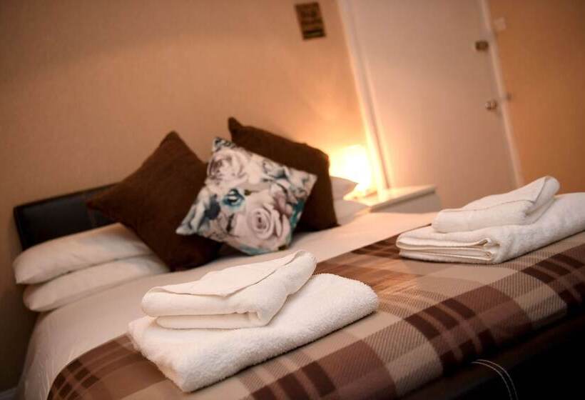 기본룸, Barrasford Arms