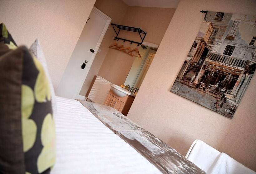 기본룸, Barrasford Arms