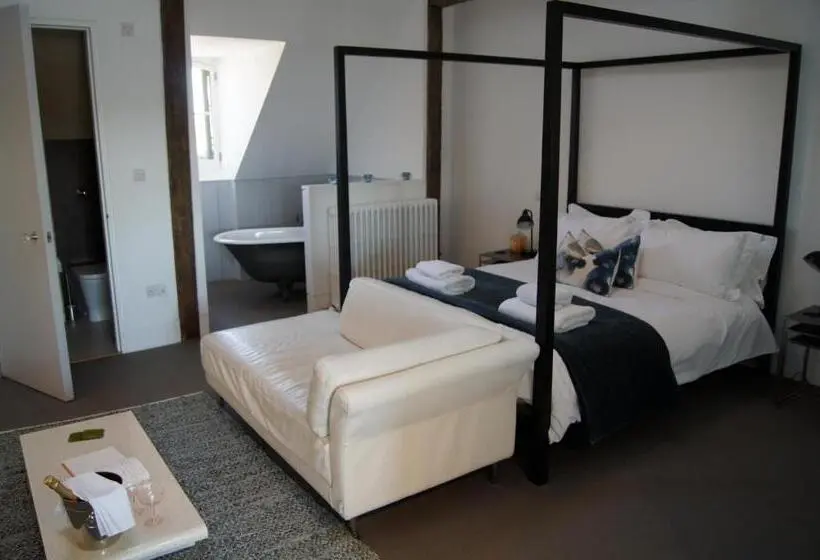 キングサイズベッドのデラックスルーム, Montys Accommodation