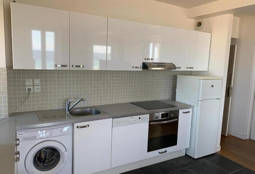 شقة غرفة نوم واحدة مطلة علي البحر مزوَّدة بشُرفة, Le Château De Sable