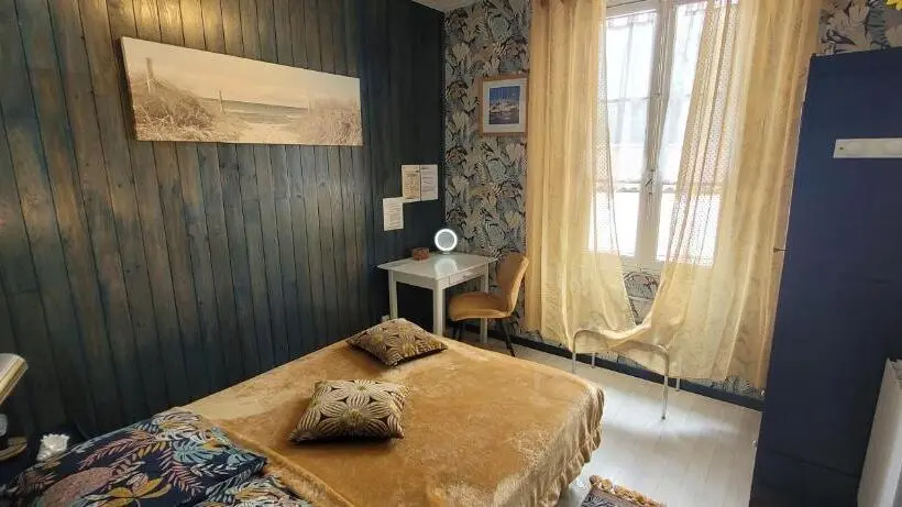 スタンダードルーム, Résidence Fleur Des Pins   Gites & Chambres D Hôtes