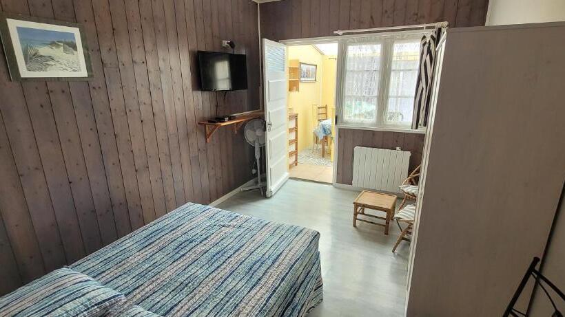 Дом 2 Спальни, Résidence Fleur Des Pins   Gites & Chambres D Hôtes