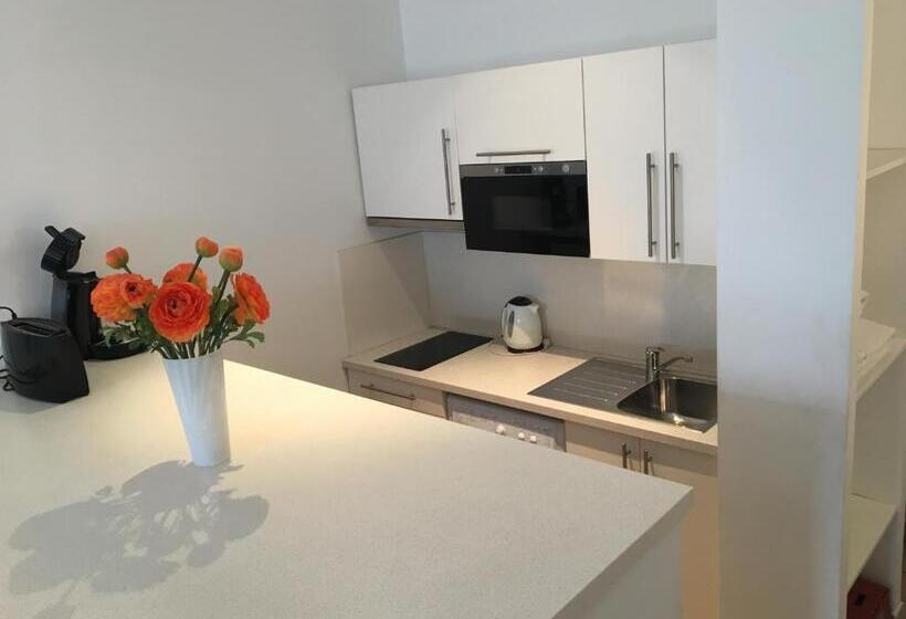 استودیوی استاندارد, Residence Gameau