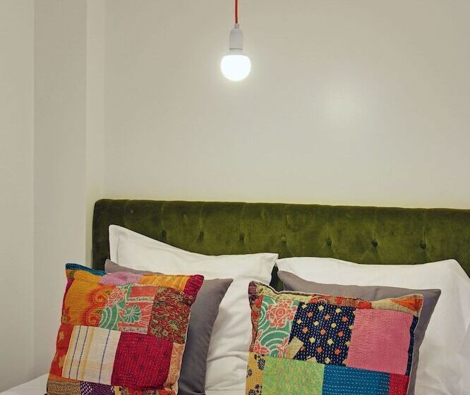 1 Bedroom Apartment, Short Stay Group Museum View Serviced Apartments
