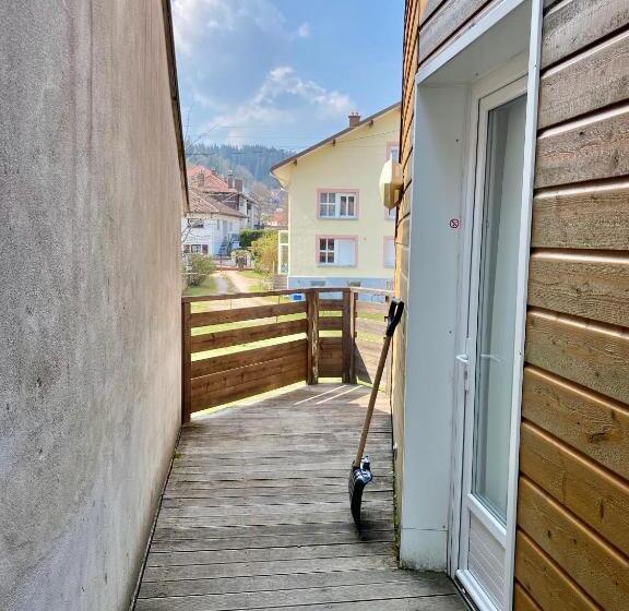 침실 3개 아파트, Tilleul Plaza Résidence