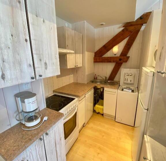 침실 3개 아파트, Tilleul Plaza Résidence