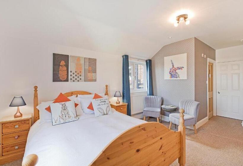 キングサイズベッドのスタンダードルーム, White Rose Guest House