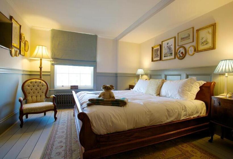 غرفة سوبيريور, The Duchess Of Cornwall