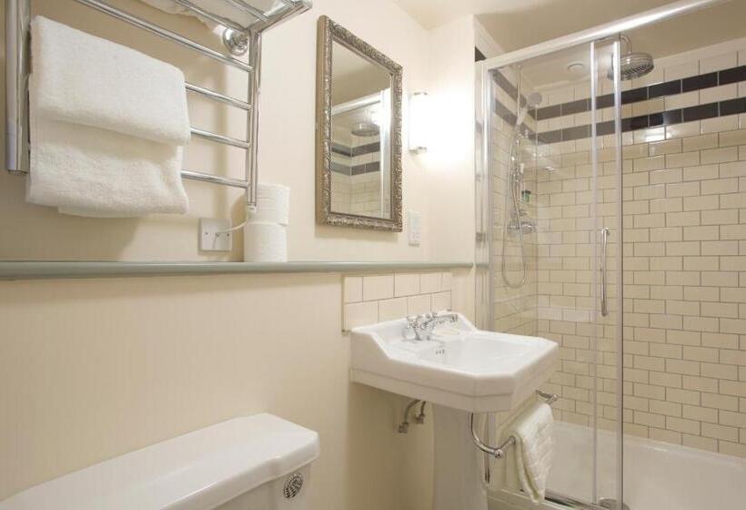 غرفة سوبيريور, The Duchess Of Cornwall