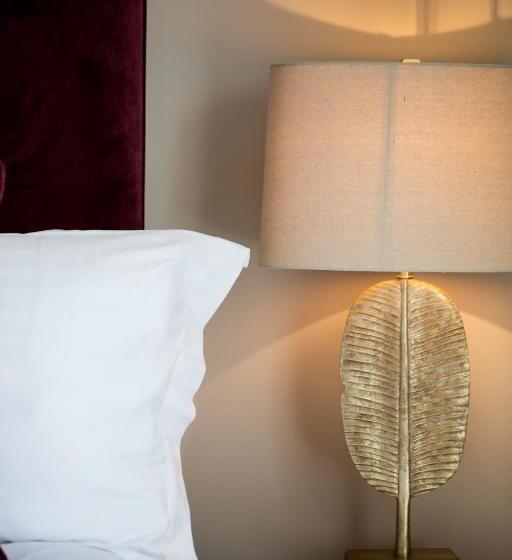 标准间, Darlington Arms