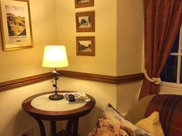 スタンダードルーム, The Bull Inn West Tanfield