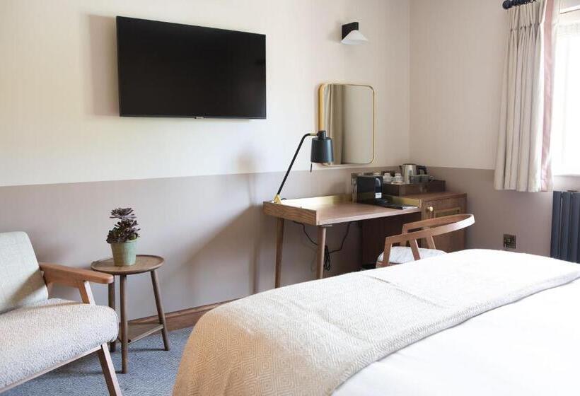 غرفة سوبيريور, The Tempest Arms