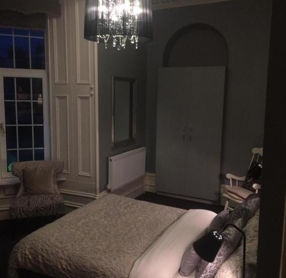 Pokój Ekonomiczny, Lochnagar Guest House