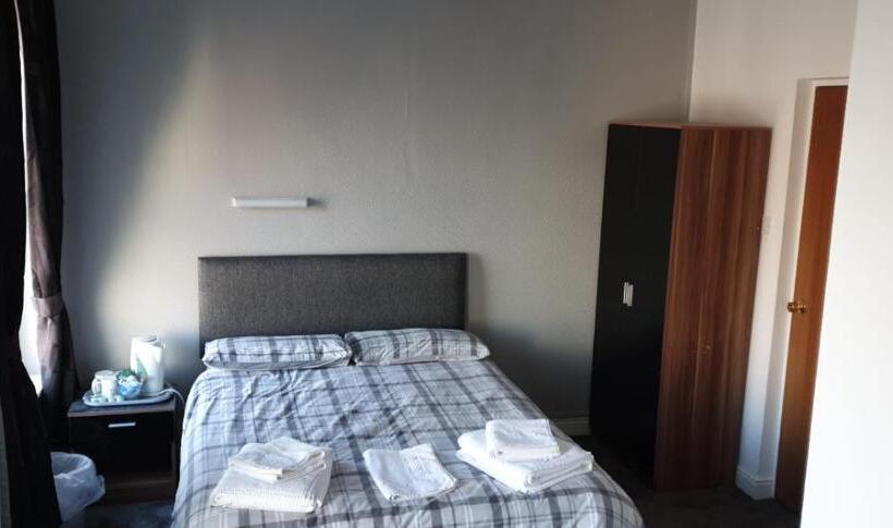חדר אקונומי, The Lodge Guest Accommodation