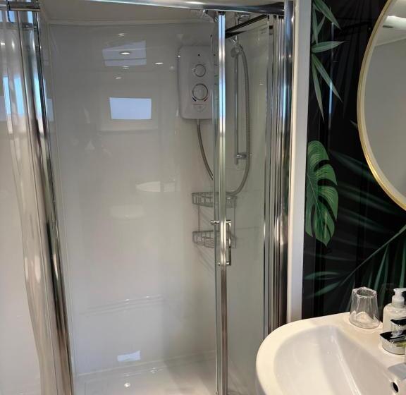 Triple Room Sea View, The Watermark