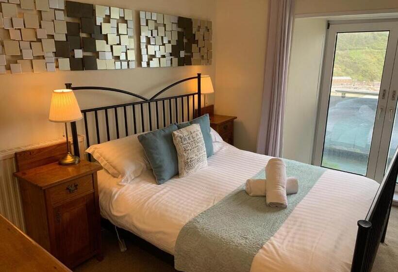 Номер Deluxe, The Watermark