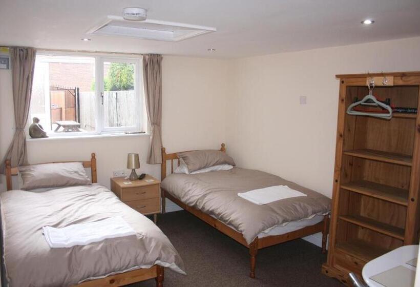 غرفة قياسية, Twin Bays