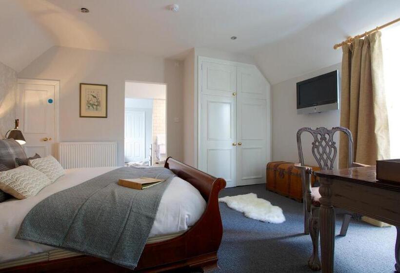 エクゼクティブスイート, The Trout At Tadpole Bridge