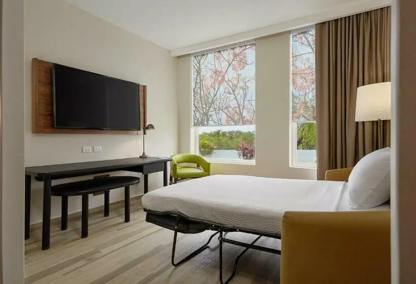 Sviitti King-vuode, Fairfield Inn & Suites By Marriott Cancun Airport